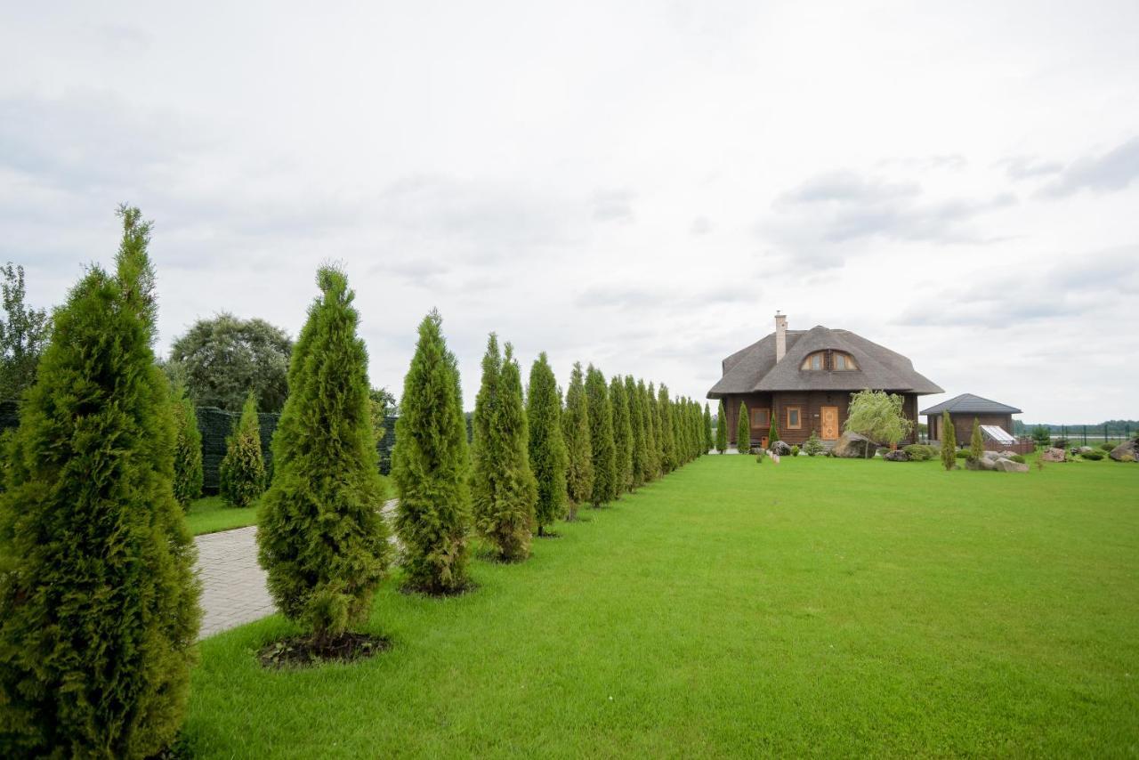 Recreation Center "Tri Medvedja" Ustye Luaran gambar